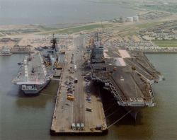 11 HMS Ark Royal & USS Nimitz